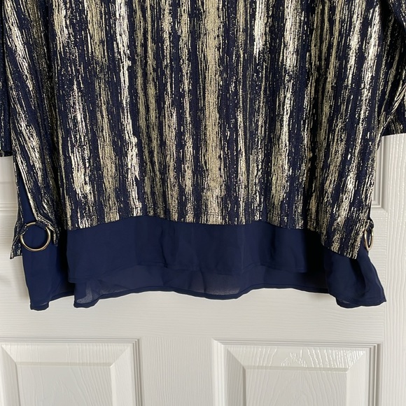 New! JM Collection Metallic O-Ring Keyhole Top, Holiday Top, Blue and Gold, XXL - Picture 9 of 11